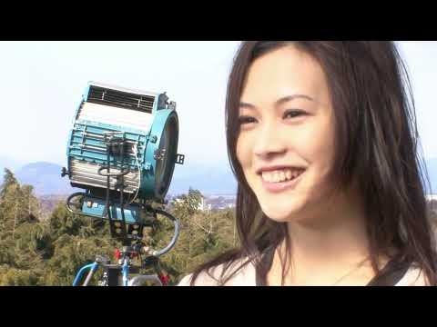 YUI - Laugh Away (Behind The Scenes)