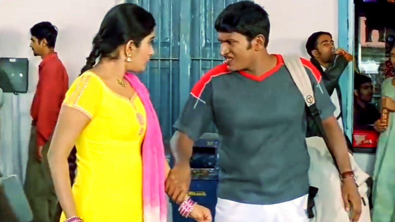 देखिये ये पागल लड़के ने जिस लड़की को रेलवे स्टेशन से लाना था उसके बदले किसको घर ले आया