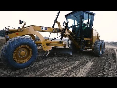 The Cat® 120 GC Motor Grader – Finish Grading