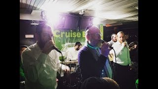 Michoel schnitzler rocking on a Achim Byachad cruise