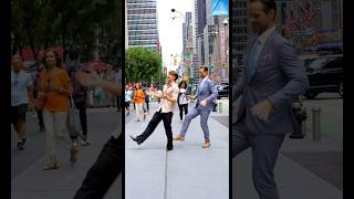 Uptown Funk in NY Resimi