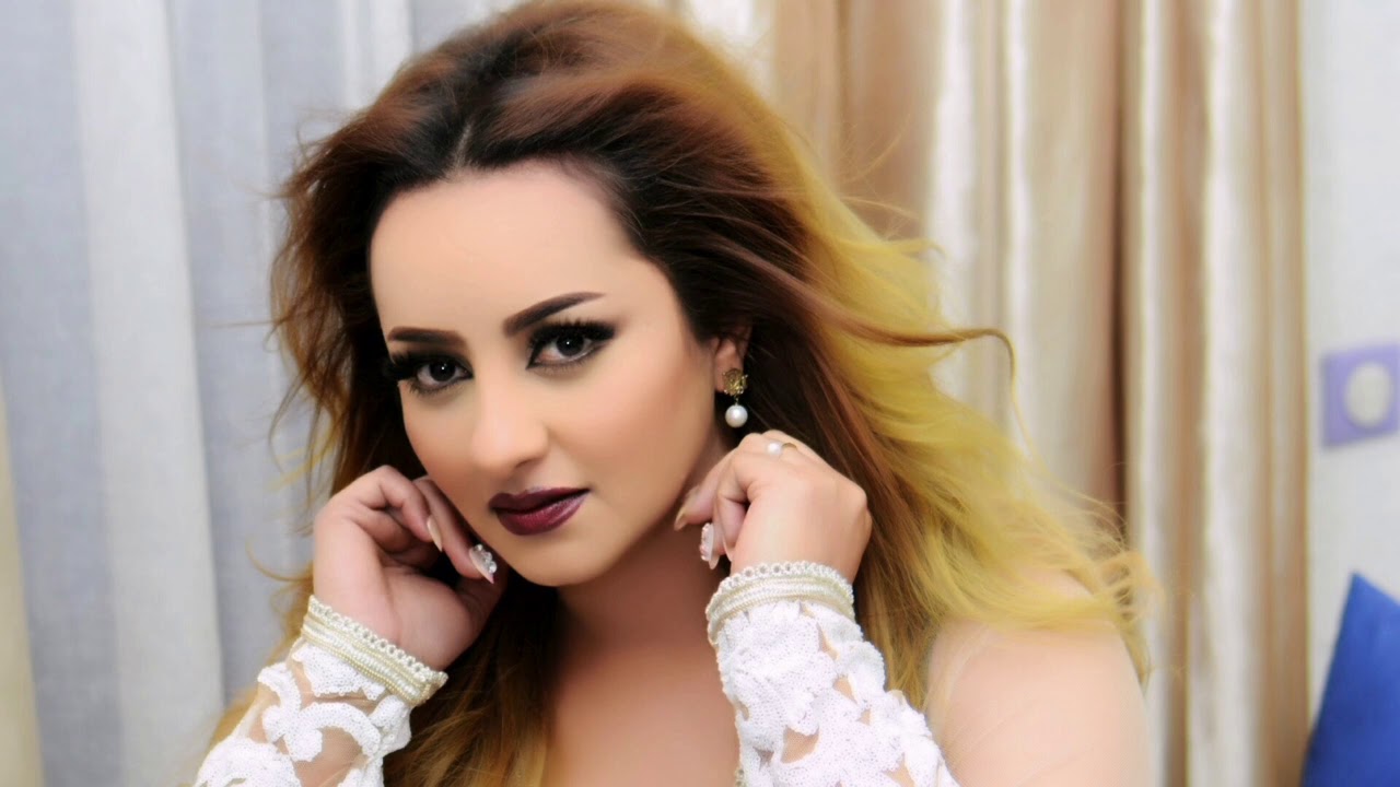Zina Daoudia - Lmima [Official Video] / زينة الداودية - الميمة 