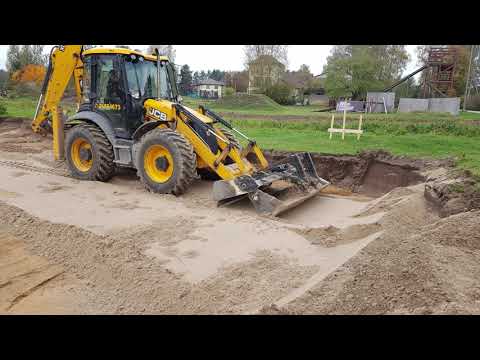 Video: Mājas Pamats No Gāzbetona: Kā Būvēt Ar Savām Rokām, Grilēt Pāļus, Kura Iespēja Ir Labāka Uz Māla Augsnes