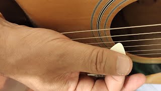 Here's How You Mute Strings On Acoustic Guitar