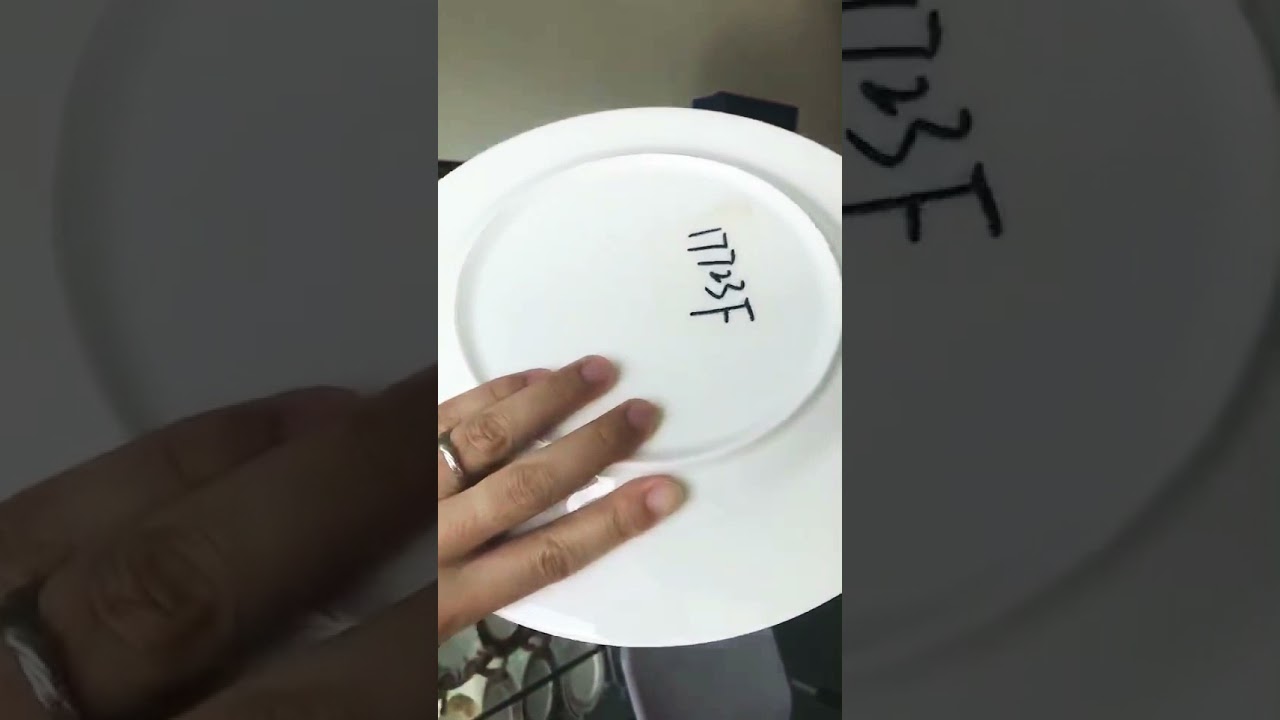 Superb luxury plate with embossed gold