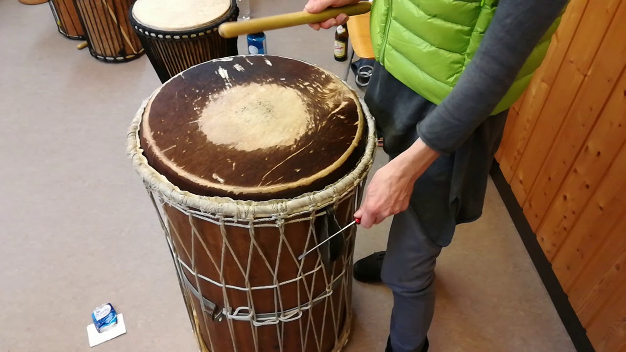 Soliba - echauffement Dundun relaxed tempo