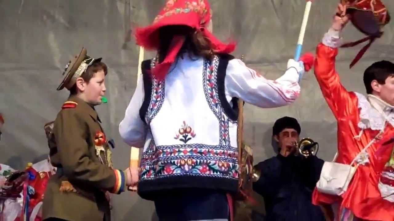 Ibanesti   copii dragalasi de Anul Nou