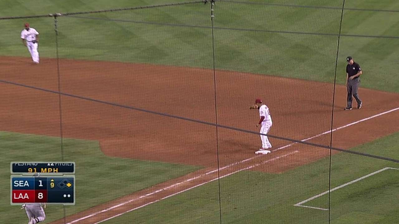 SEA@LAA: Pestano gets final out, Angels clinch berth