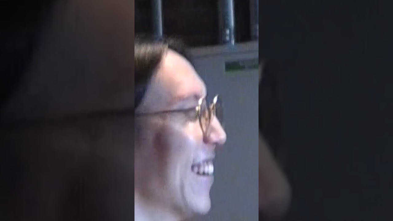 อีลุ่ยฉุยแฉก ELUICHUISHAK 