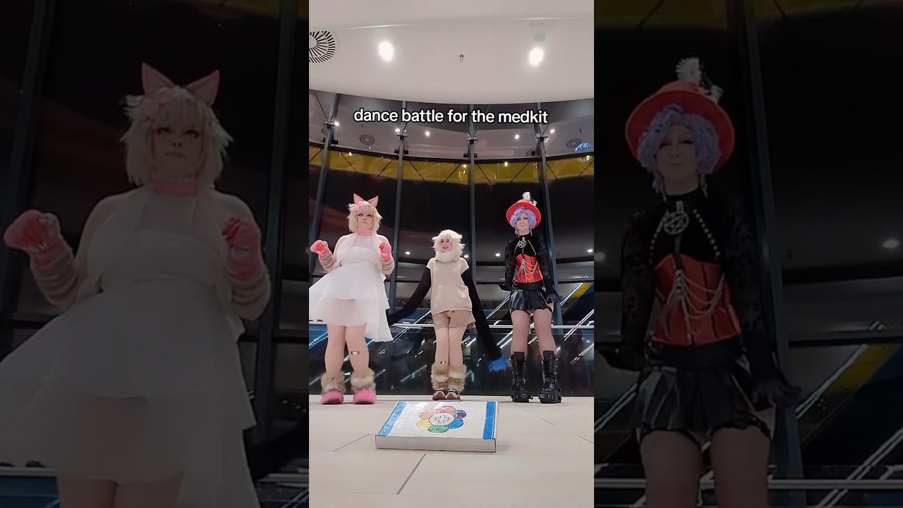 WHO WON? @cospaste @tipsysquishcosplay7874 #dandysworld #hazbinhotel #cosplay #roblox