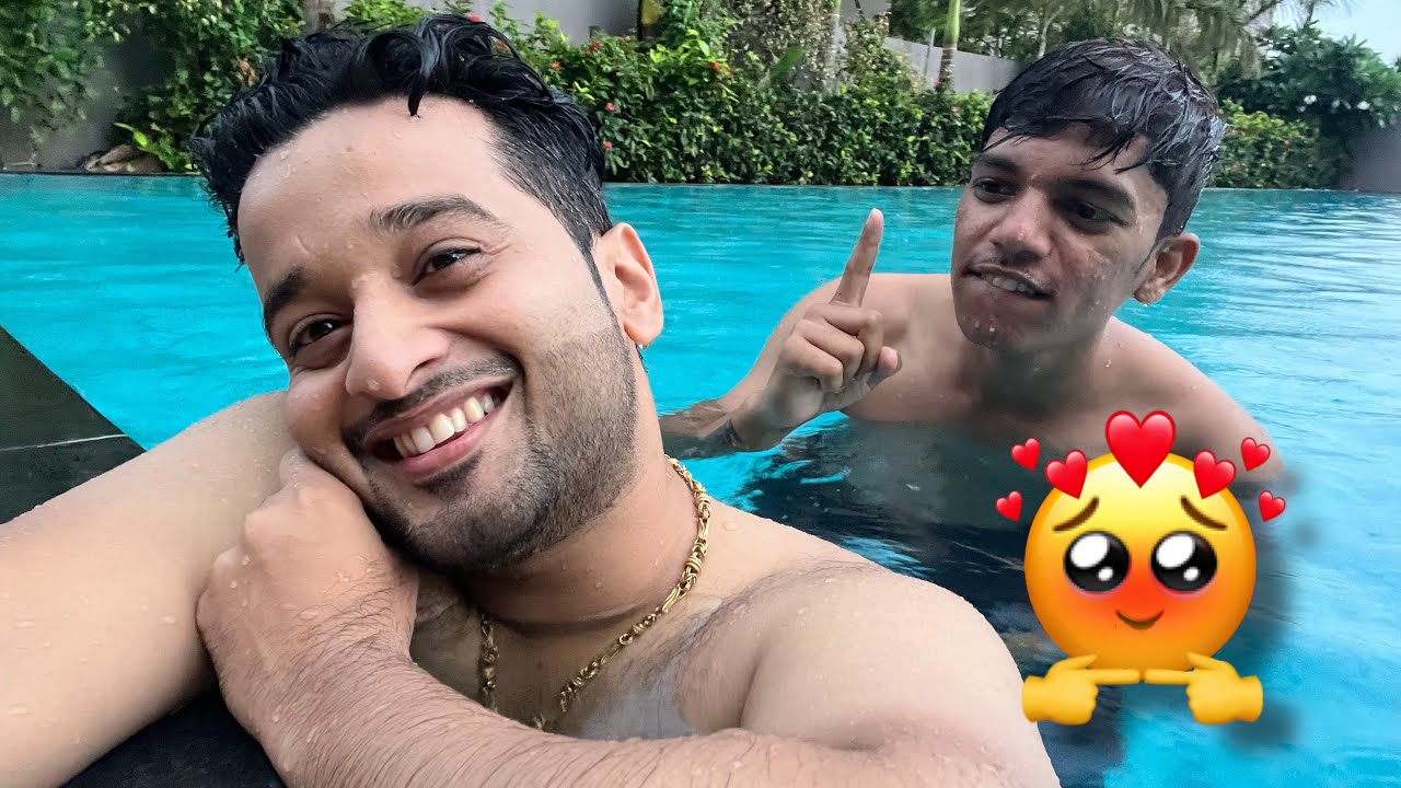 माझी पहिली Girlfriend कोण होती  😍🥰?| aditya satpute | Must visit place in surat - Ajmera fashion