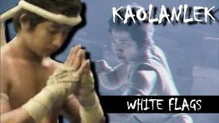 Gift Kaolanlek - White Flags