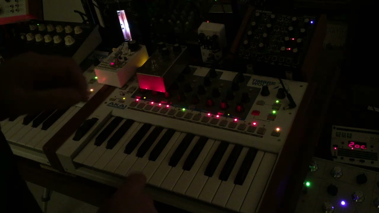 Weird Techno Jam my/ Dark Energy- Ritm2-Dreadbox 