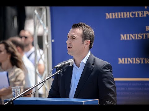 Обраќање на министерот Арбер Адеми на отпочнувањето на изградбата на спортска сала во Черкез