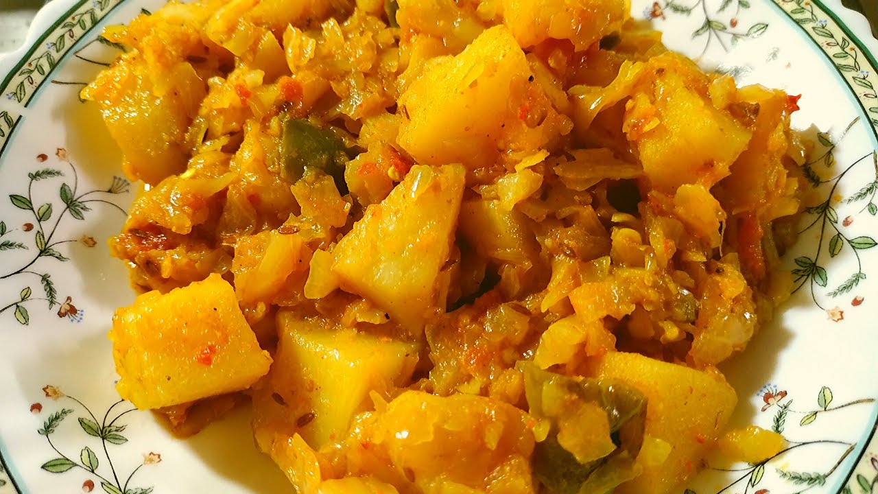 Bandh Gobi Ki Sabzi Potato Cabbage Sabzi Recipe By foodist kitchen