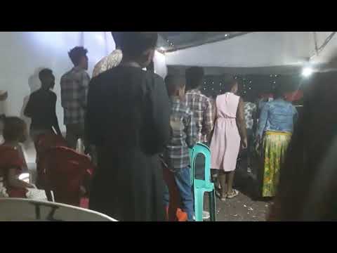 Yeroo Waqeeffannaa Midhagaa Far Abdii Wajjiin 