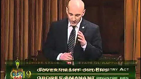 Ryan Leef Questions Massimo Pacetti about His Position on Bill C-19