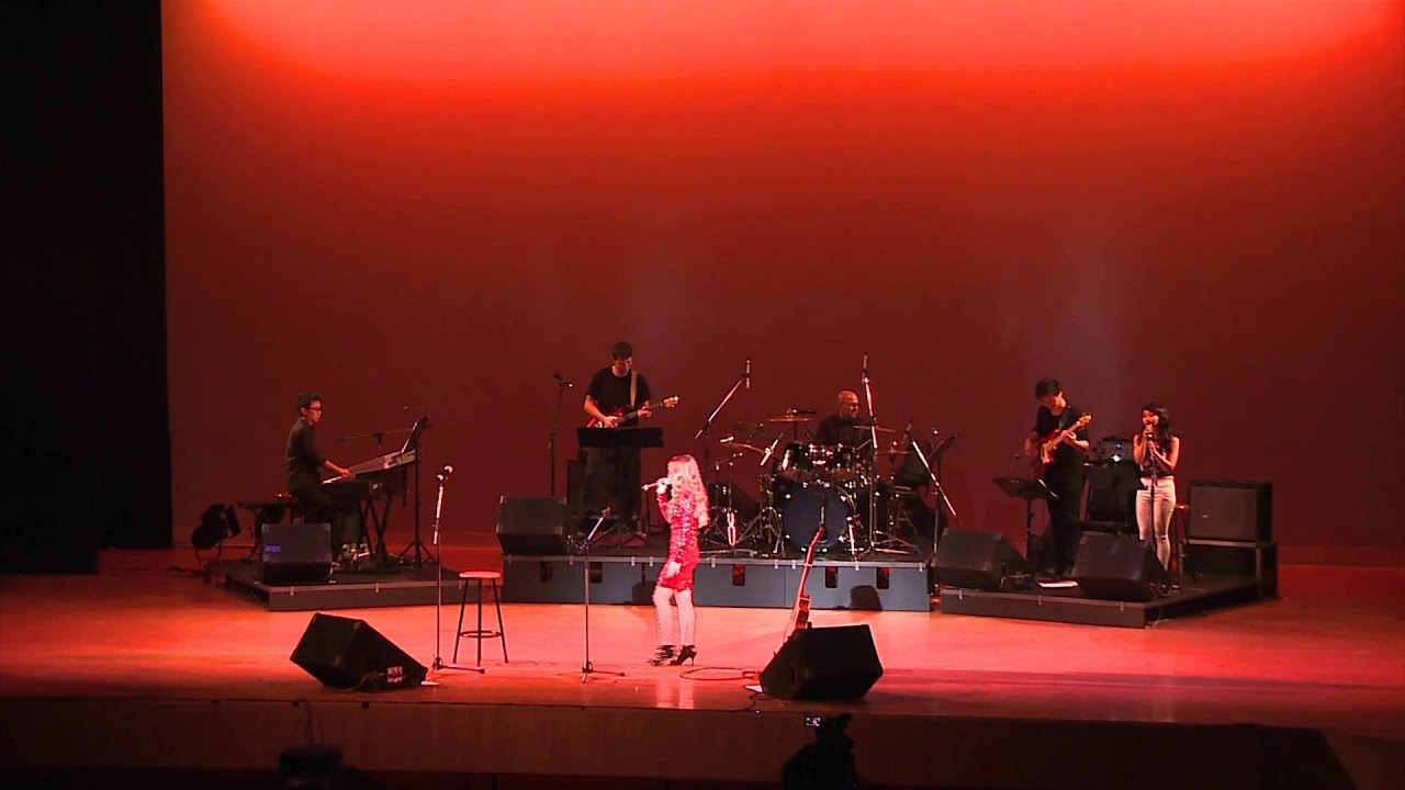 Connie Talbot - Halo (Live in Hong Kong)