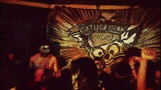 Download lagu Bunga Hitam - Ketika Semua Tak Peduli Lagi