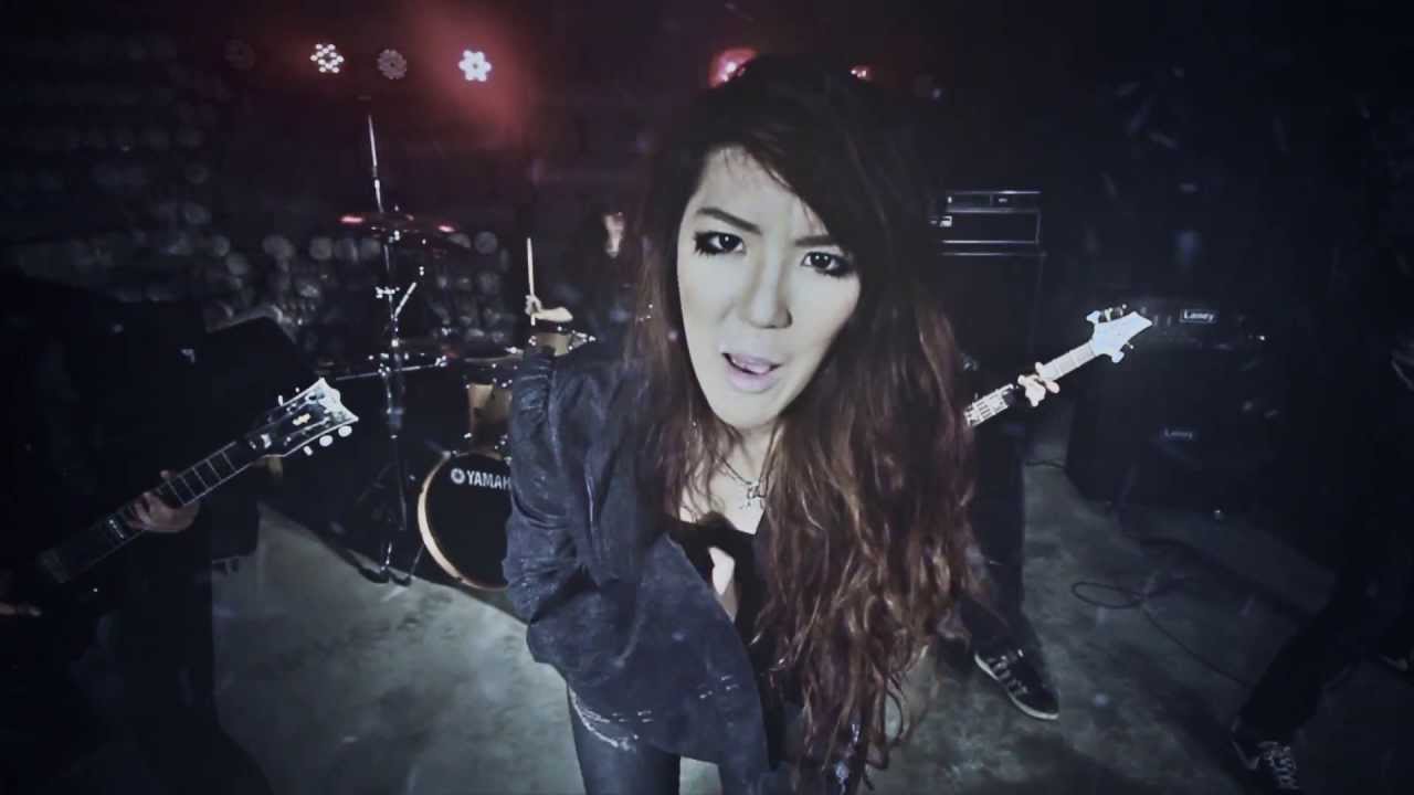 Silent Shore - To The Silent Moon [Official Music Video]