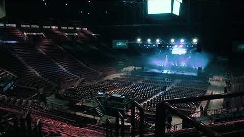 DOJA CAT ft. BLACKPINK & TWICE - SAY SO performing in an empty arena  [USE HEADPHONES] 🎧