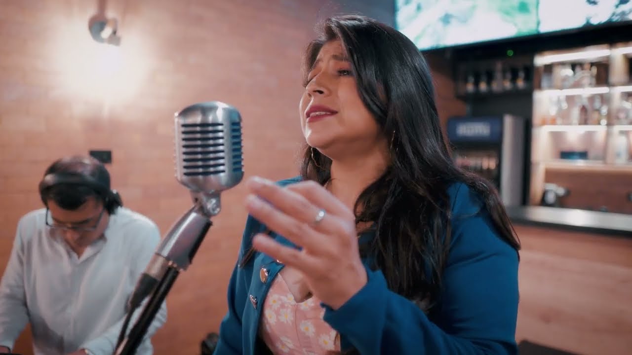 DÉJALOS. Ruth Bravo ft Karlhos Chafalote. Huacho - Perú.