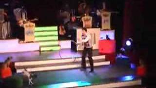 Roncalli Bajazzo Dinner Show Spectacle - COMEDY DOGS
