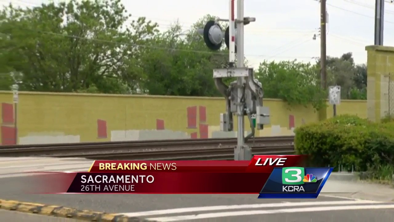 Pedestrian struck, killed by Sacramento light rail train - YouTube