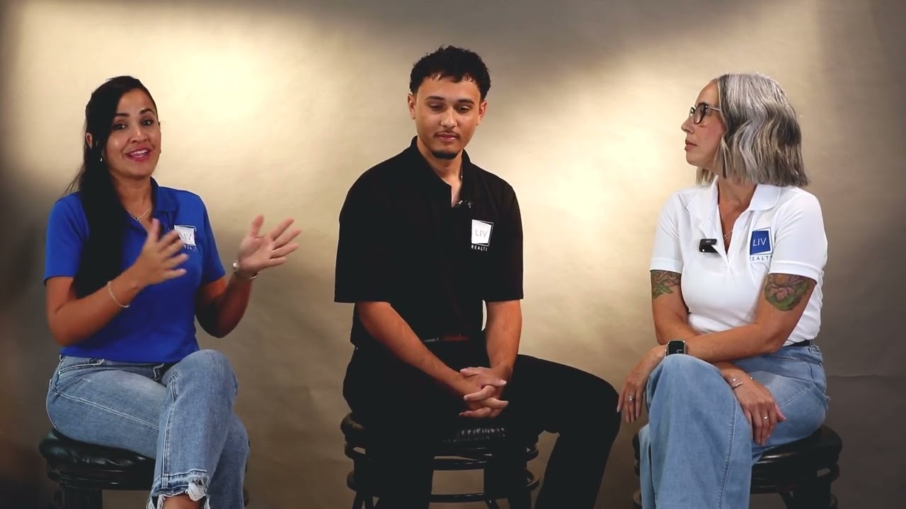 Gen Z real estate agent, Seasoned real estate agent, what’s the difference?