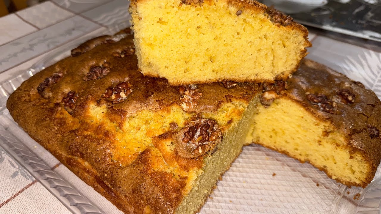 🥧Bizcocho casero con aceite de oliva, zumo de naranja y nueces, está súper rico 😋 os encantará!!!! 🤤
