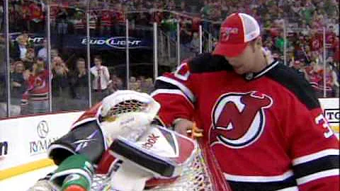 Martin Brodeur passes Patrick Roy with his 552nd c...