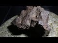 ΗΠΑ: Στήριζε την πόρτα του υπογείου με έναν... πανάκριβο μετεωρίτη και δεν το γνώριζε! Απίστευτη ανακάλυψη στο Μίσιγκαν!(βίντεο)