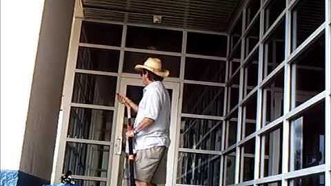 Wagtail waterfed precision glide pump sprayer method nov 2015