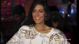Watch Daniela Romo Coco Loco video