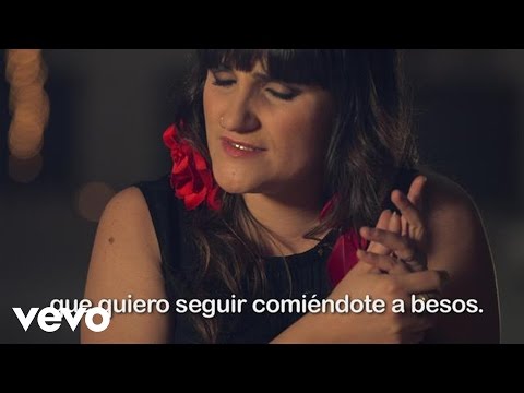 Rozalén - Comiendote a Besos (Videoclip Subtitulado)