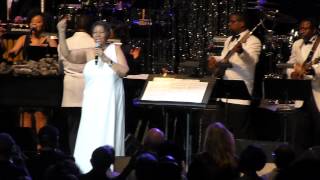 ARETHA FRANKLIN LIVE IN NYC 15 JUNE 2014 - RESPECT