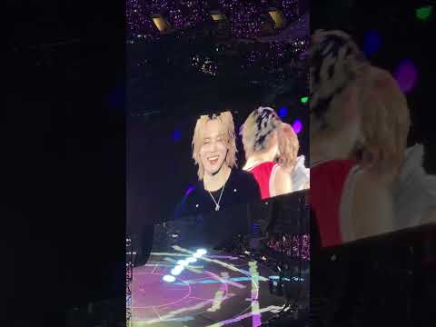 BTS (방탄소년단) Dynamite | Arirang Tour in Chicago, IL
