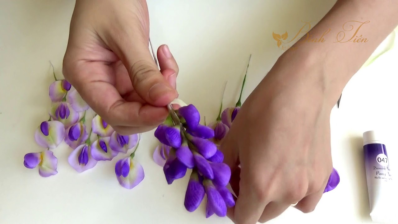 How to make clay flower wisteria ( part 2a/2 placing flowers on the