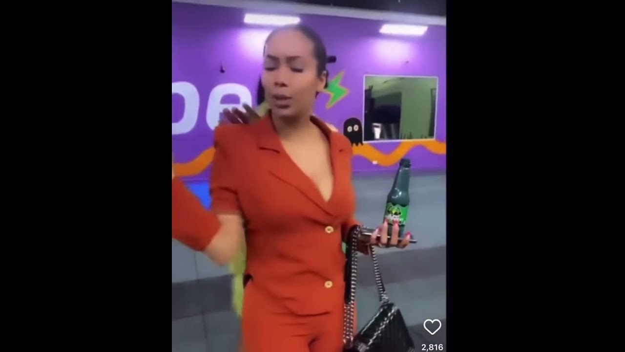 BBNAIJA 2021 Liquorose And Maria doing their bestie thing outside the house