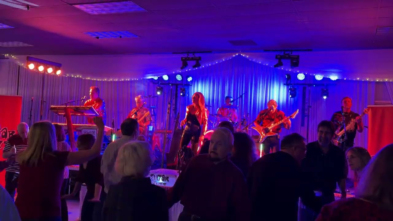 Workin for the weekend : clip Loverboy cover 