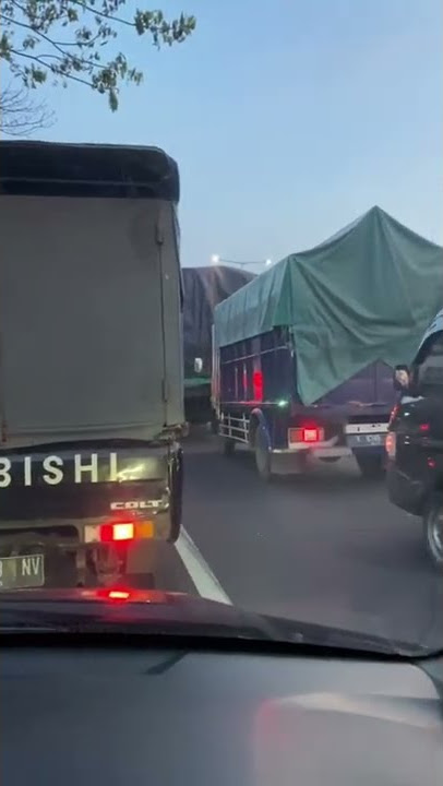 Macet tol sore hari