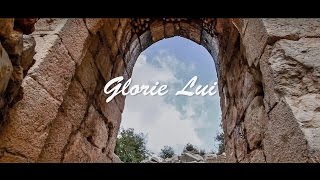 Video thumbnail of "Alin și Florina Jivan - Glorie Lui // Official Lyric Video"