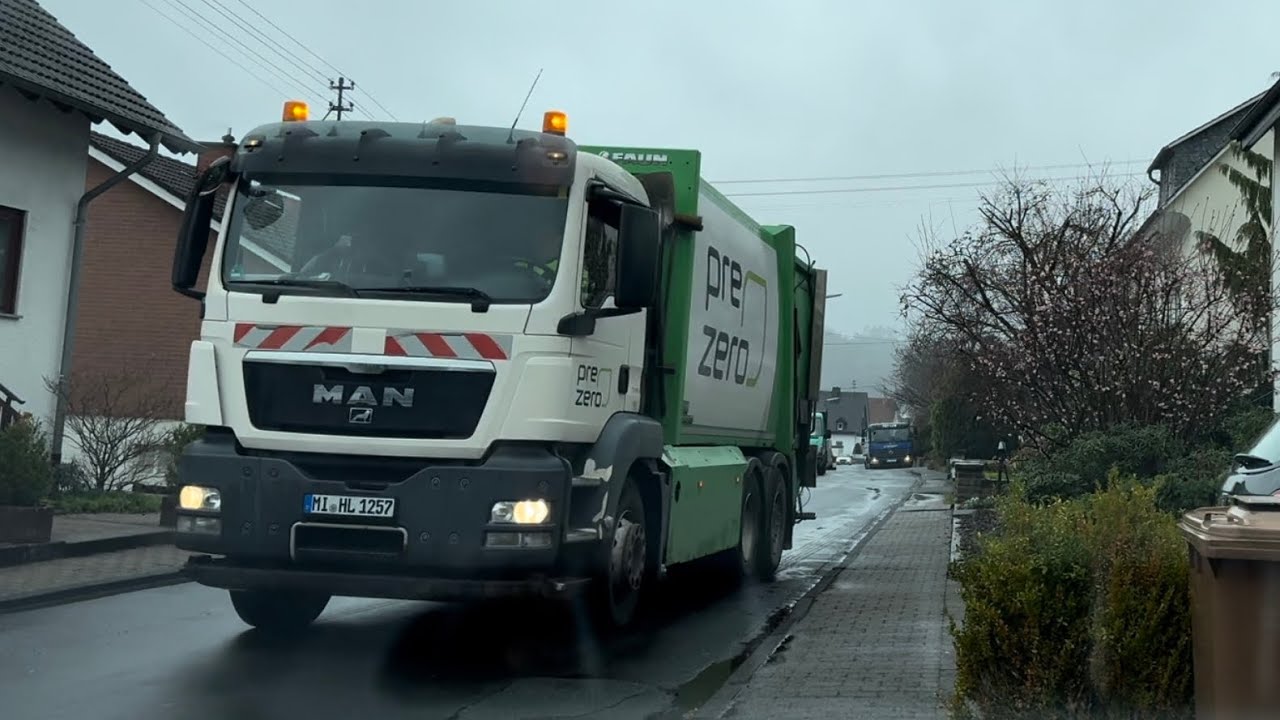 Garbage Truck in Germany #7 MAN Variopress on Yellow Bins