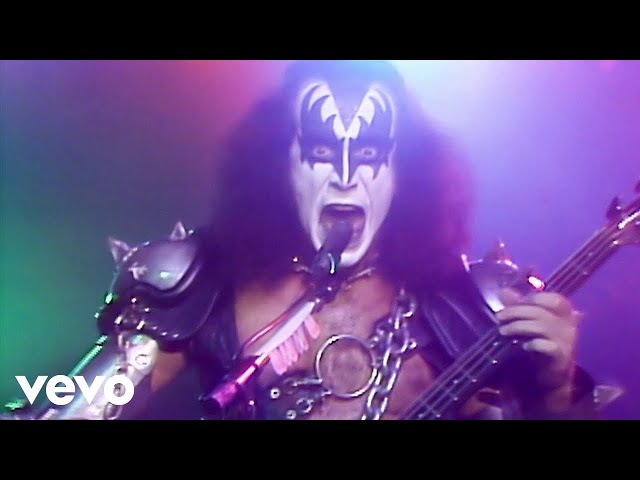 Kiss - I Love It Loud Човен