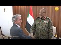 الفريق إبراهيم جابر يطلع على جهود برنامج الأمم المتحدة الإنمائي في تقديم الخدمات بولاية الخرطوم الفريق إبراهيم جابر يطلع على جهود برنامج الأمم المتحدة الإنمائي في تقديم الخدمات بولاية الخرطوم