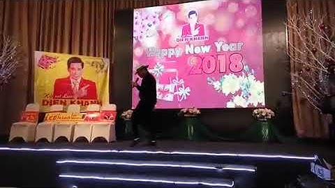 Cả sĩ Ngọc Sơn & Michael Lang song ca _ clip 03