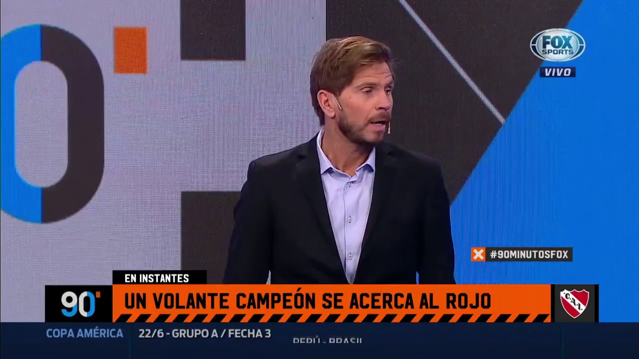 Ruggeri muestra como bailaba en los asaltos jaja