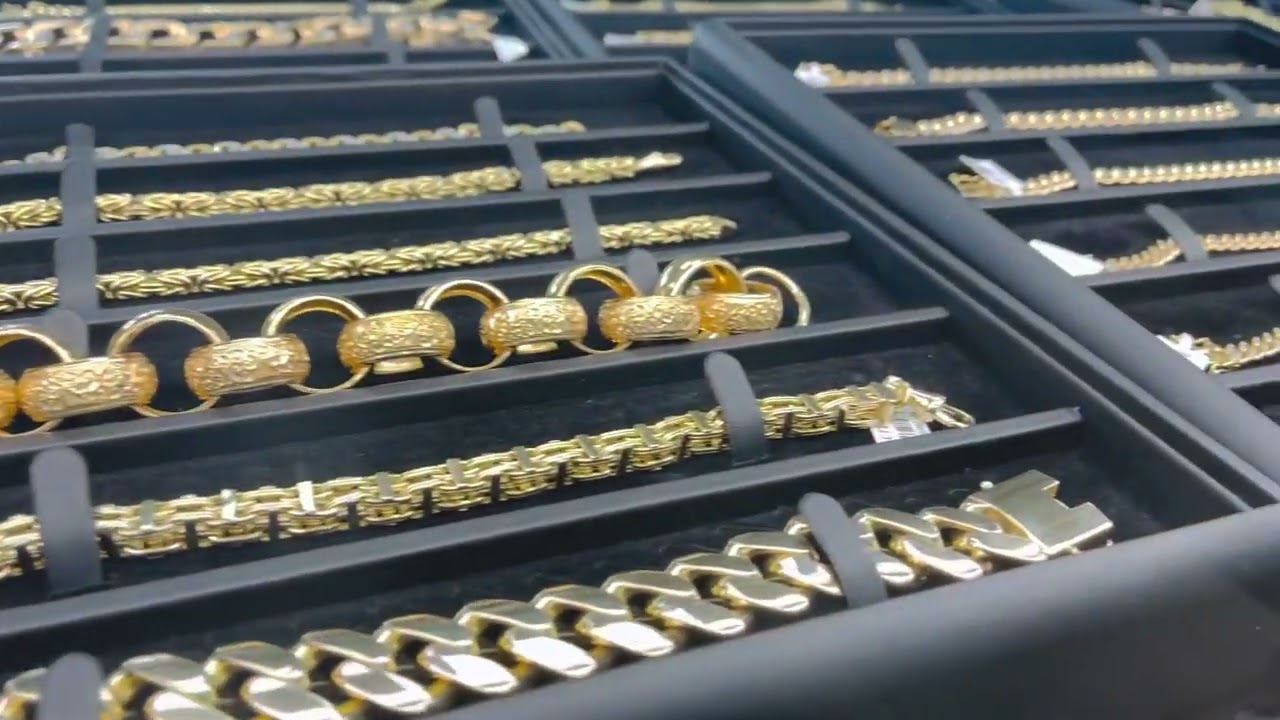 Mens gold rings Instore @loisbullion Frederick Street Jewellery Quarter Birmingham