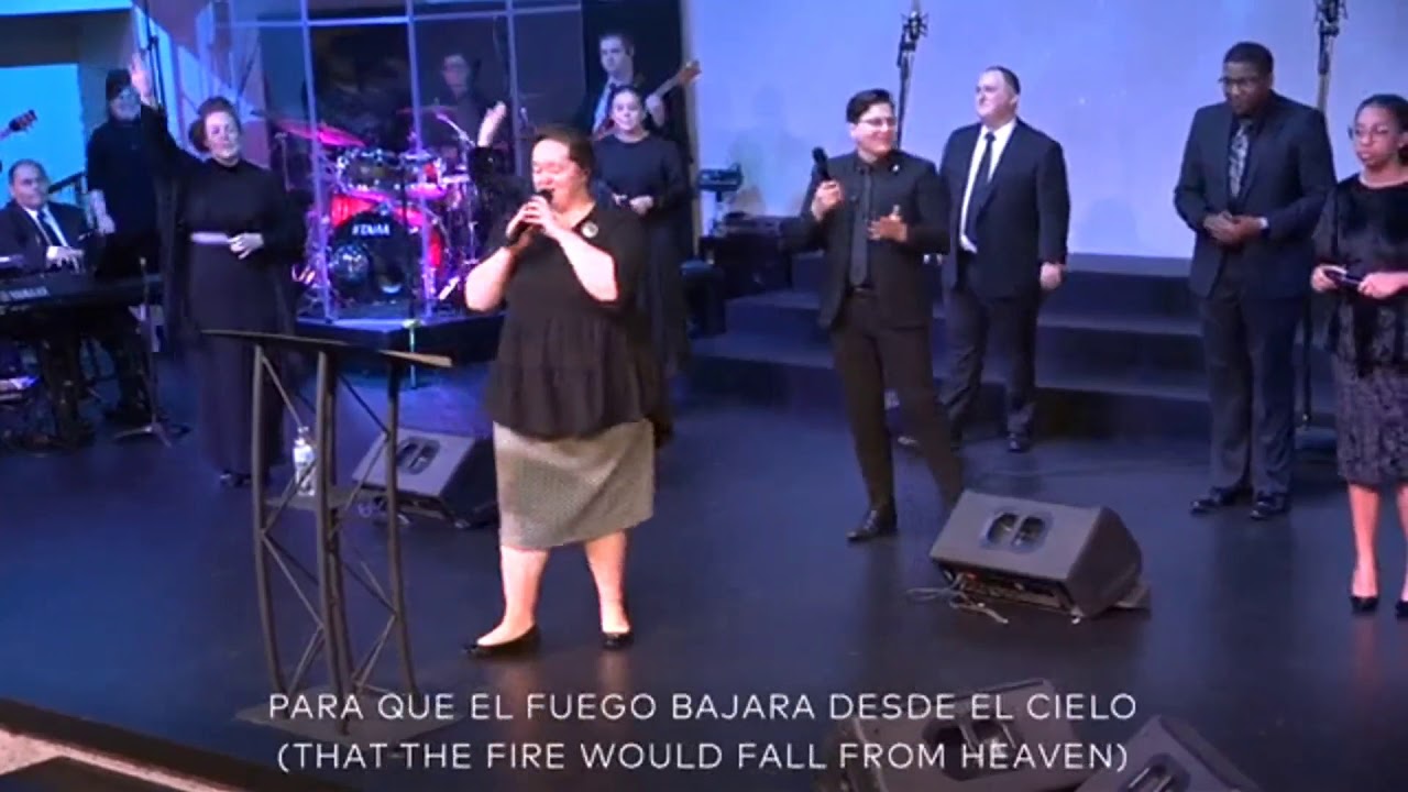 "Elias Oraba En El Monte Carmelo/Bendiceme Ahora/Su Nombre Es Jesus