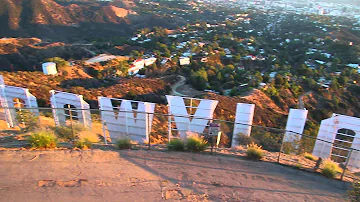 A Walk Up To The Hollywood Sign